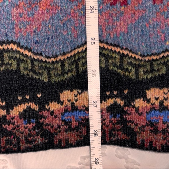 Icelandic Design Wool Cardigan with Silver Buttons Womens oversized M/L - Picture 13 of 14